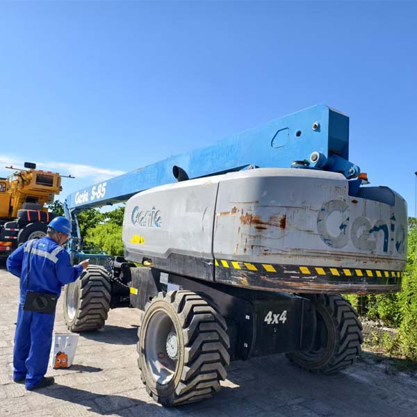 Used Genie S85 Boom lift — product image