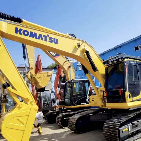 Used KOMATSU PC200