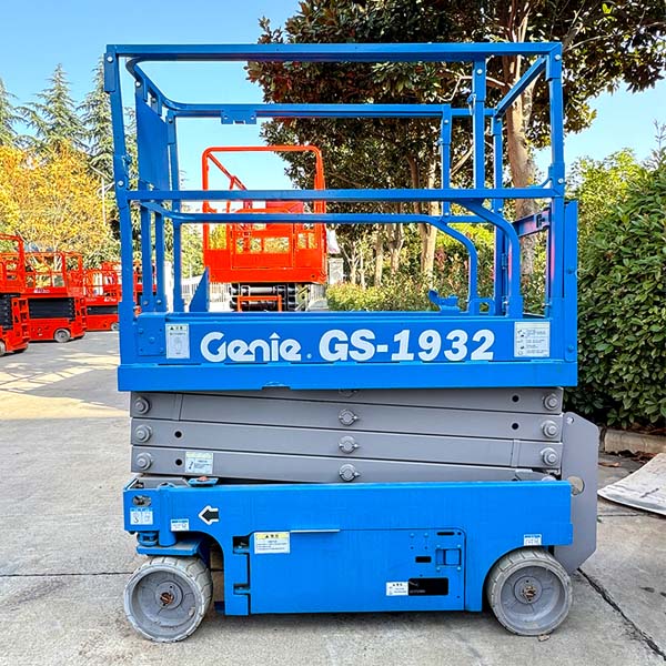 Used Genie GS1932 Scissor lift — product image