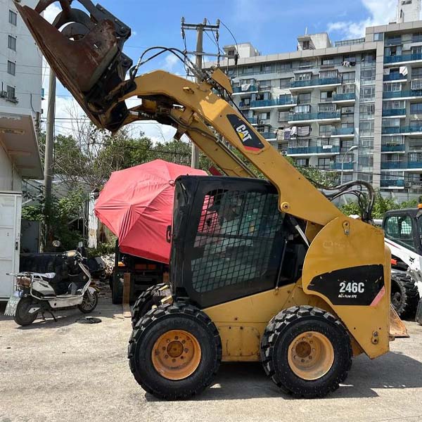 Used CAT 246C