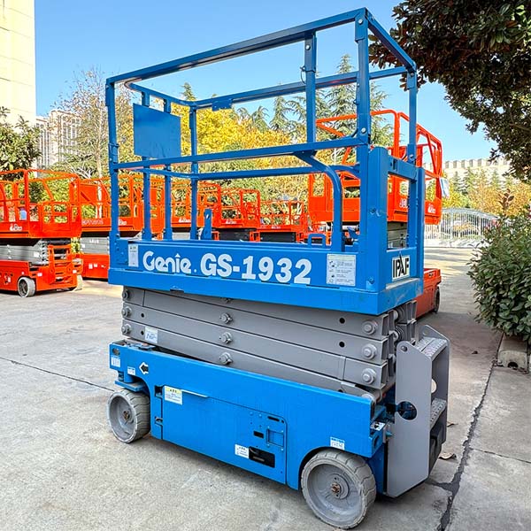 Used Genie GS1932 Scissor lift — product image