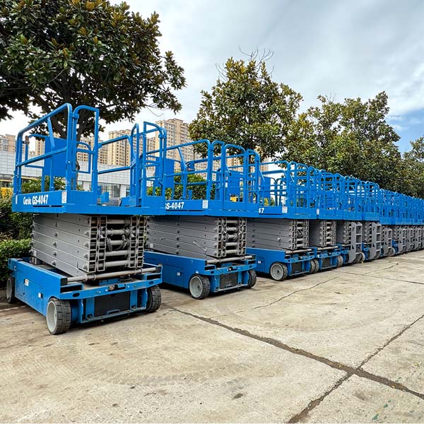 Used Genie GS4047 Scissor lift — product image