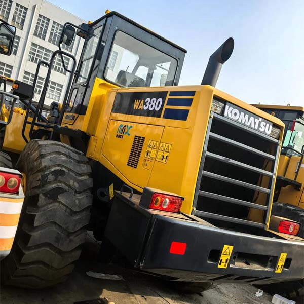 Used KOMATSU WA380 — product image