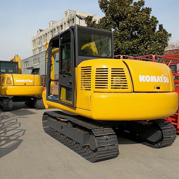 Used KOMATSU PC70 — product image