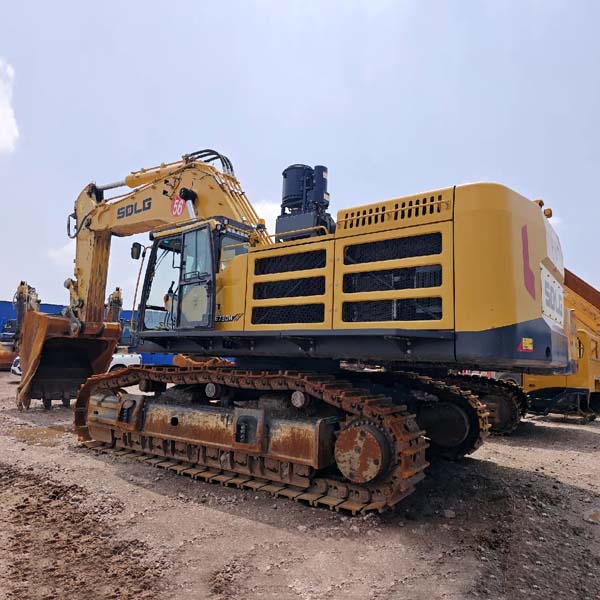 Used SDLG E6730H — product image