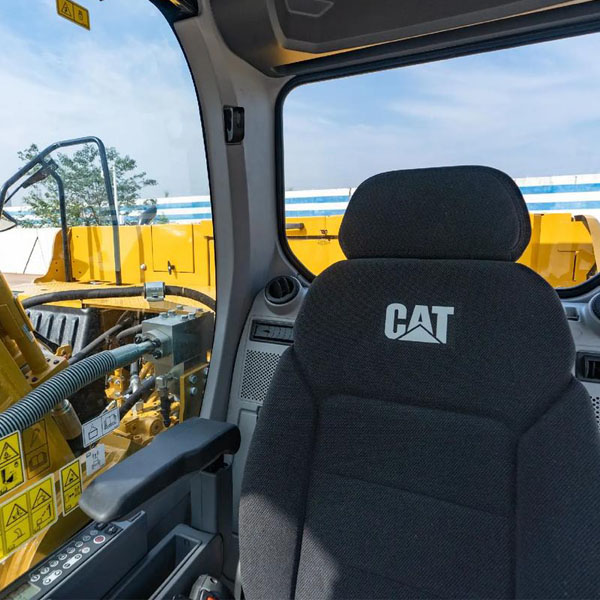 Used CAT 330 — product image