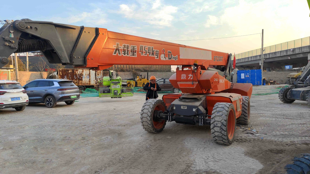 Dingli BT28RT Delivery Notification | Powerful All-Terrain Scissor Lift Now in Stock