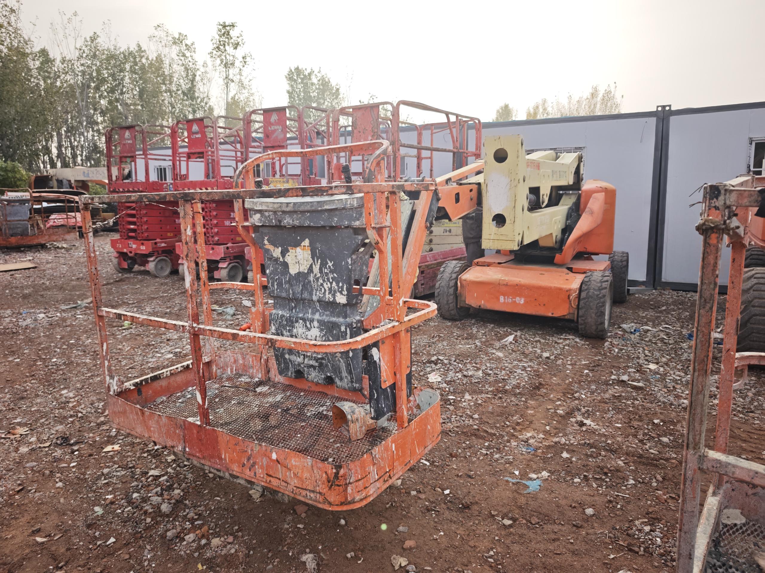 Used JLG 450AJ Articulated boom lift — product image