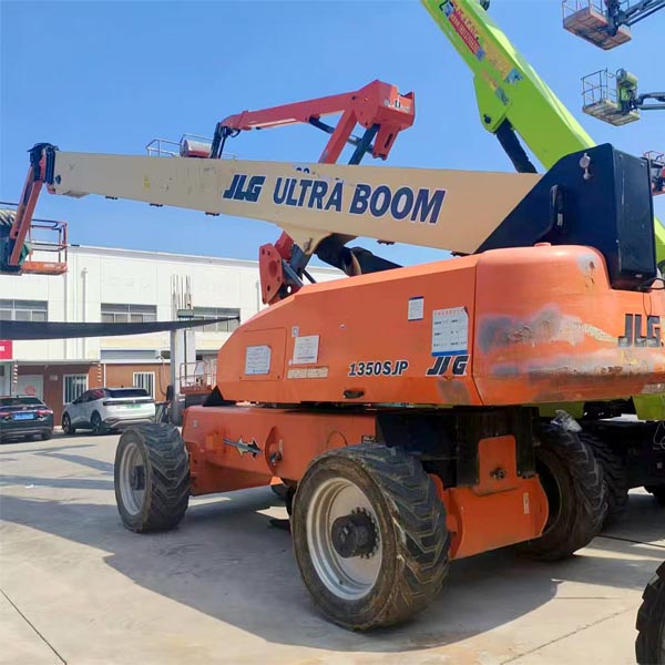 Used JLG 1350SJP Boom lift