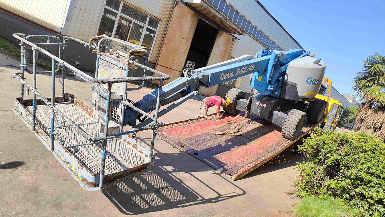 Genie Z62 Articulating Boom Lift – New Arrival Ready for Projects