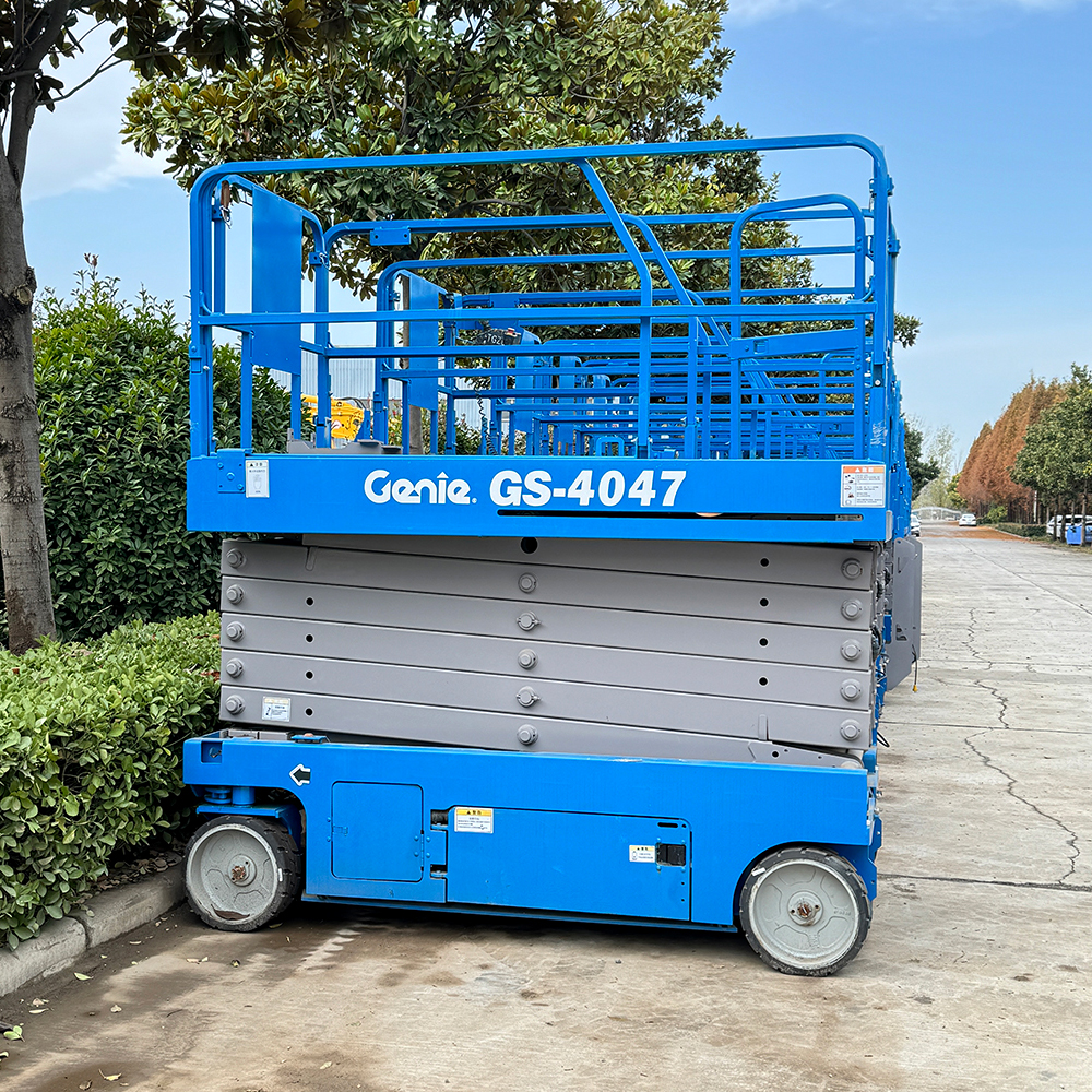 Genie GS4047 Scissor Lift