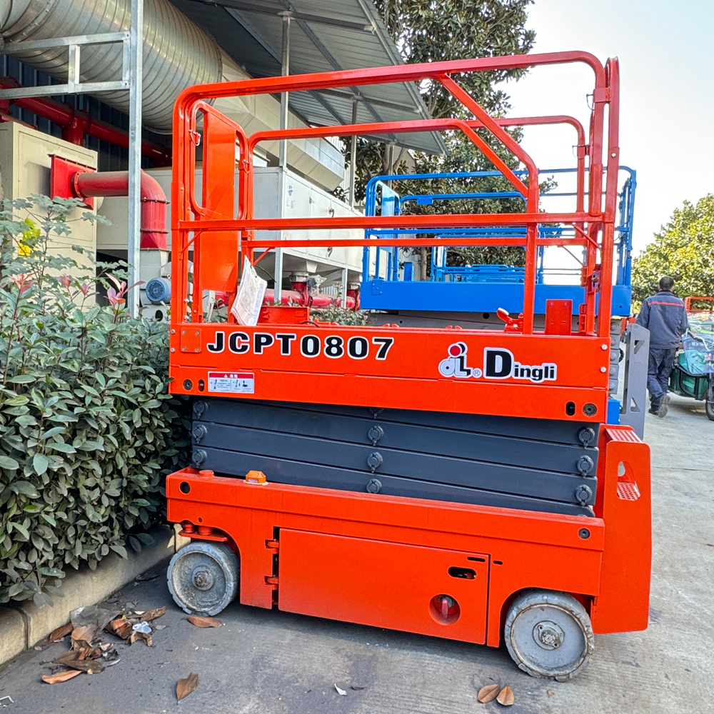 Dingli 0807 Scissor Lift