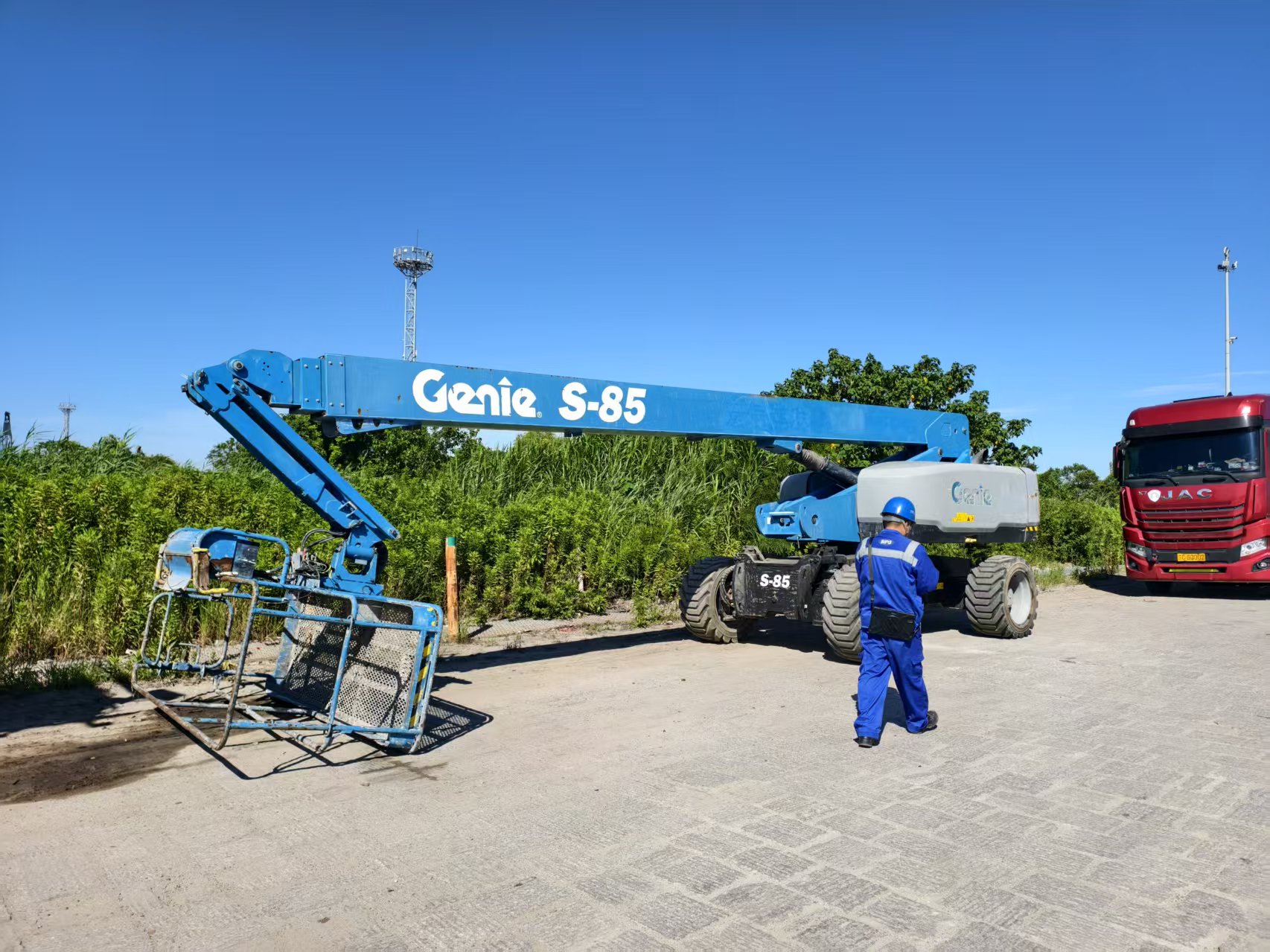 多台Genie S-85成功发往海外，品牌热度持续升温